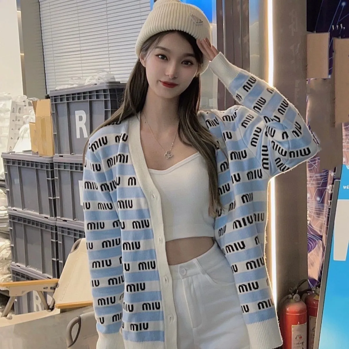 優しい雰囲気 着回し最強 好感度UP キュート スウィート アルファベット 長袖 カーディガン
