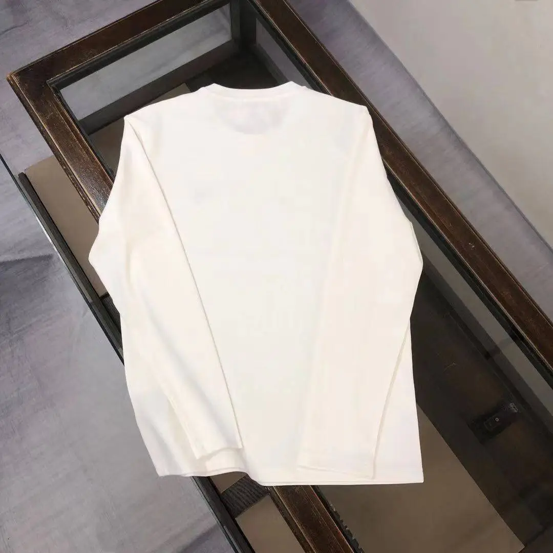 合わせやすい 質感のいい 好感度100％ 日常 カジュアル  超ファッション 大人気 ラウンドネック 長袖 Ｔシャツ