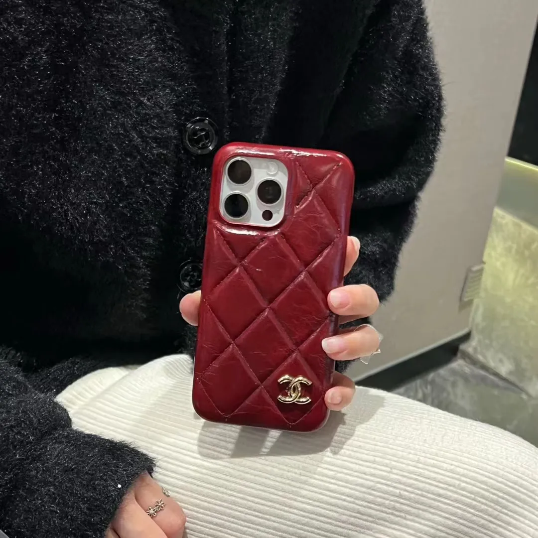 新作登場 人気商品 シンプル スタイリッシュ クラシック 滑り止め  スマホケース