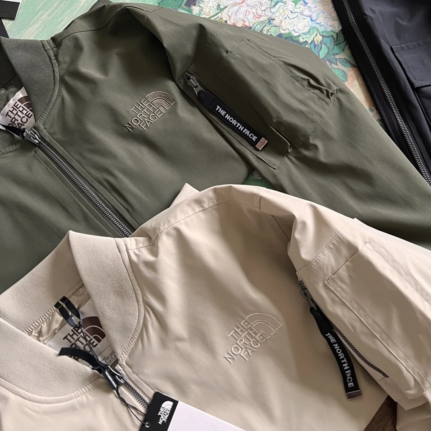 『S-2XL』大好評 合わせやすい 防水機能 スタイリッシュ 防風 アウトドア アウター