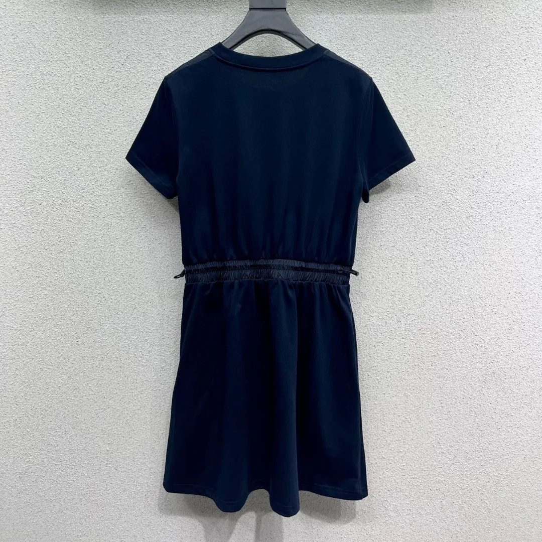 『S-L』質感が細かく 柔らかい クラシック 若々しく見え スタイリッシュ スリムに見える ワンピース
