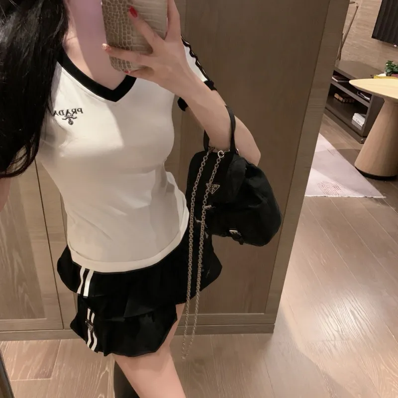 『S-L』単品注文 トレンド 高品質 エレガントガーリッシュ可愛い 若見え 繊細 Ｔシャツ スカート