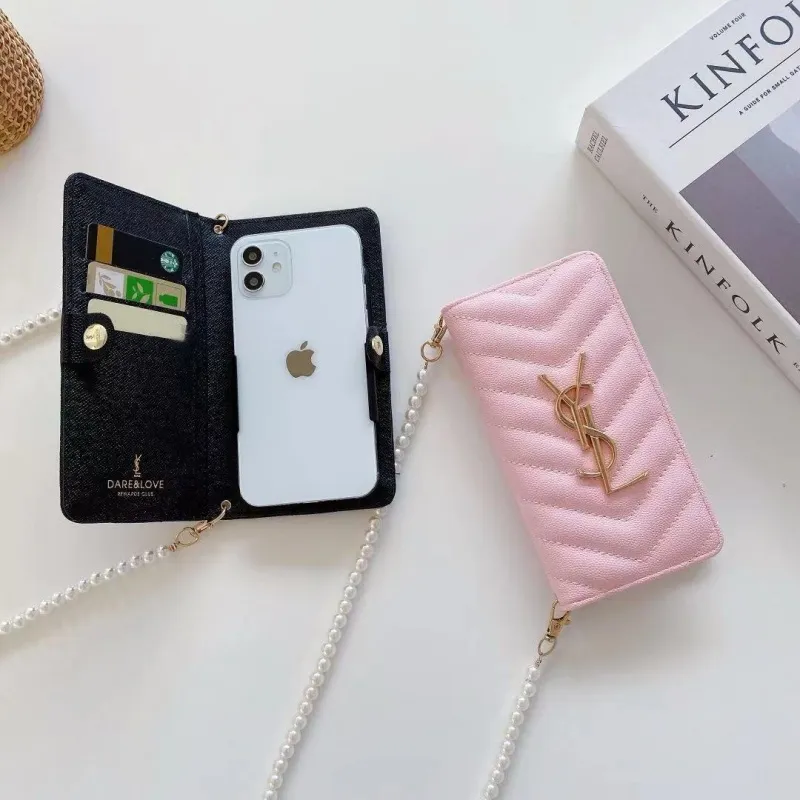 取り入れたい 高級感 耐久性 手触りが良い おしゃれなデザイン 斜めがけ カード収納 スマホケース