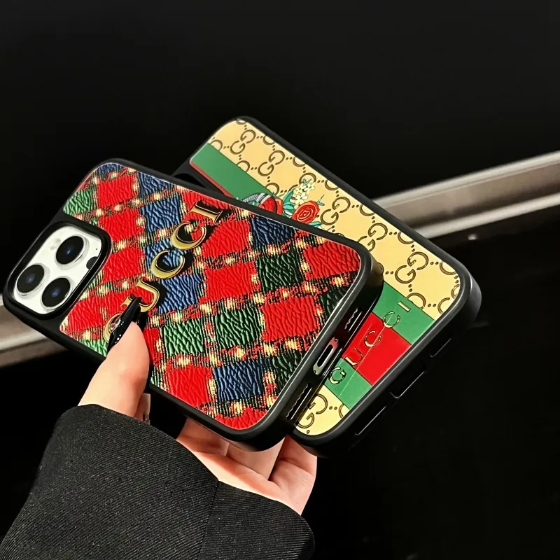 新作 トレンド ボタン感度良好カッコイイ配色 ユニークレトロ 滑り止め スマホケース