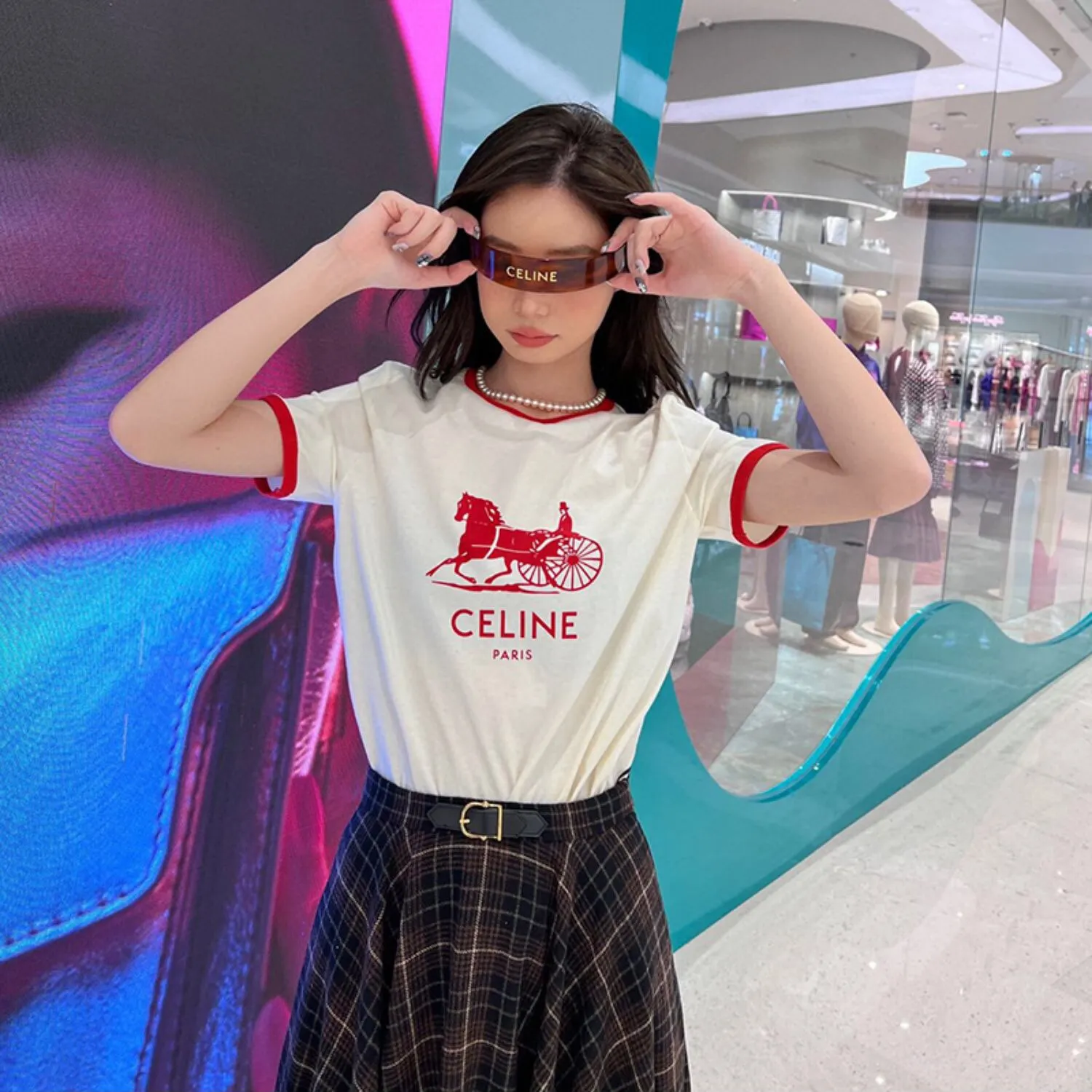 『L』SNSで話題沸騰 韓国風 リピ買い続出 カジュアル 半袖 Tシャツ