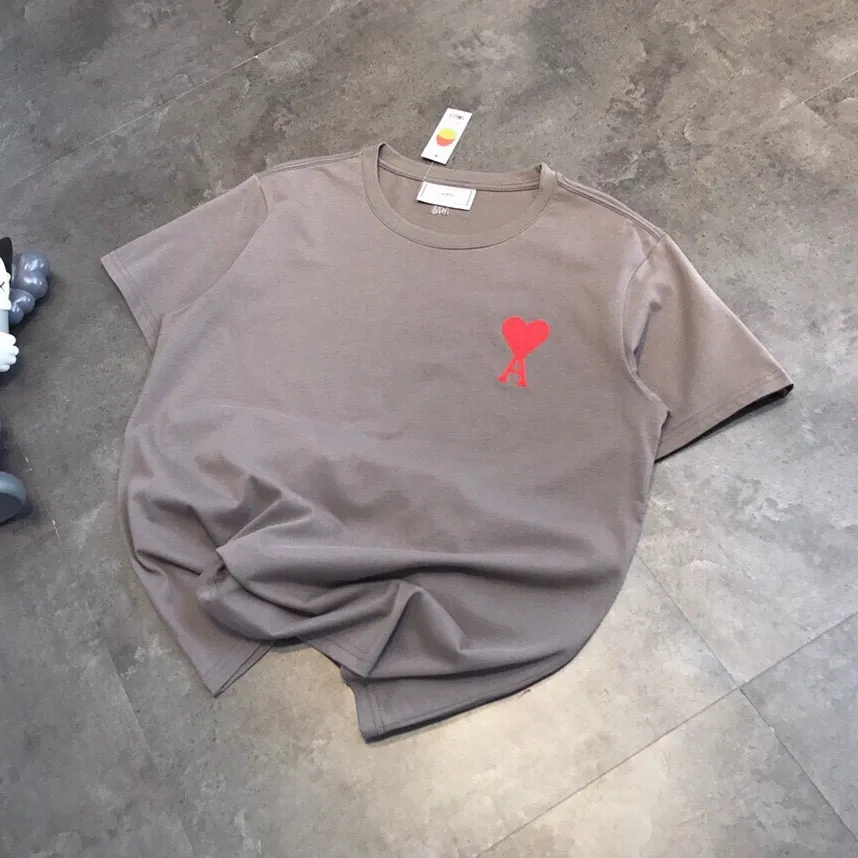 『L-XL』こなれ感たっぷり 三色選べる シンプル 気質満点 半袖 Tシャツ