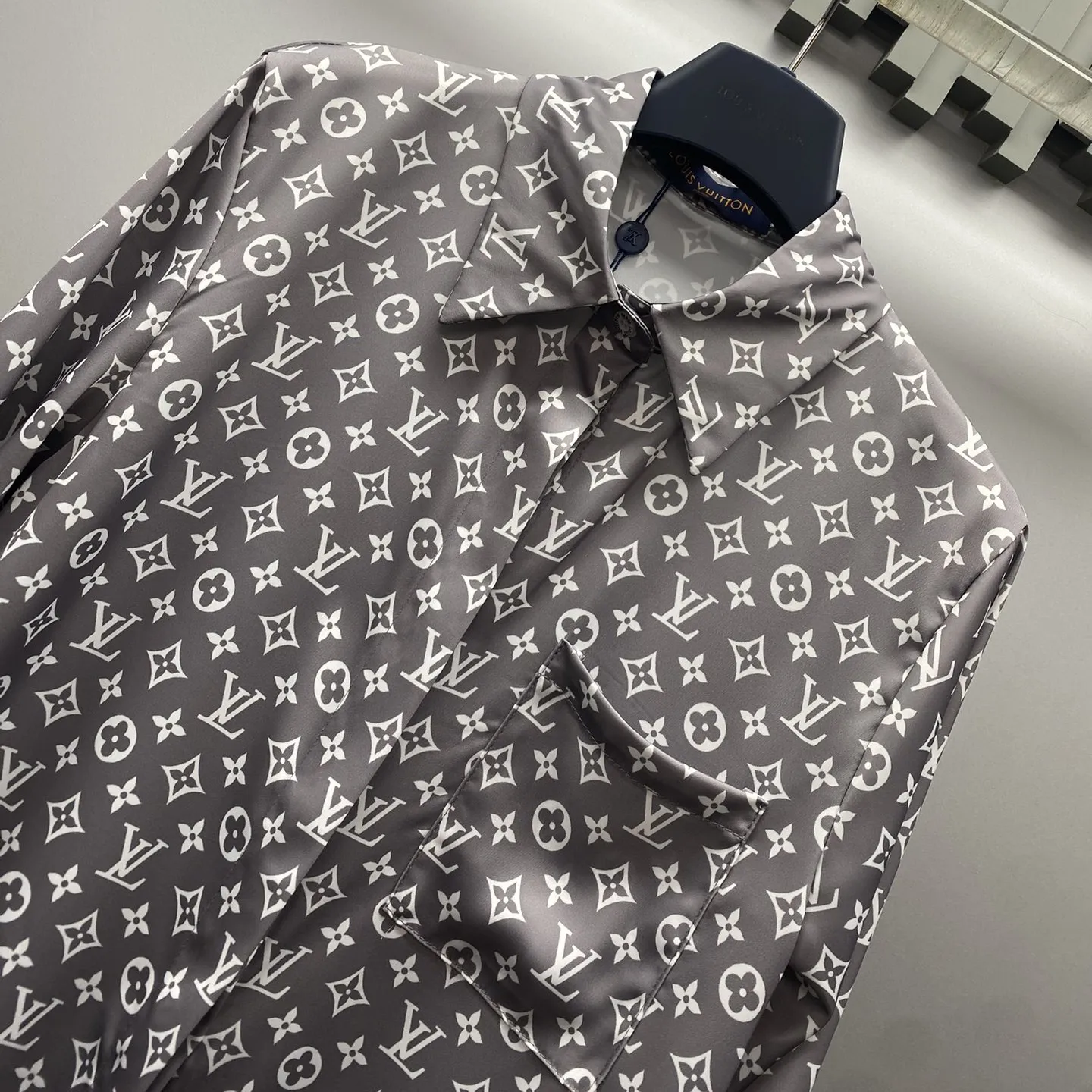 『S-L』オシャレ度UP クラシック 軽量仕上げ 着せやすい ワンピース