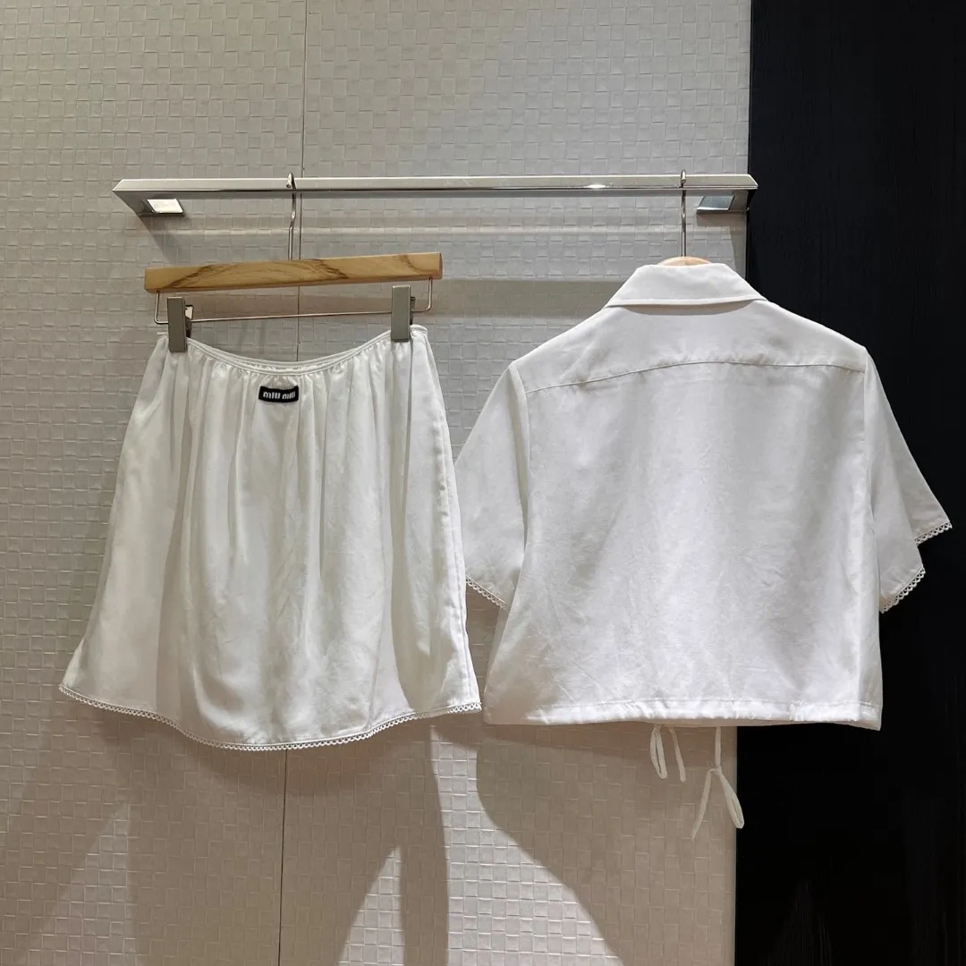 『S-L』今季大注目 インスタ映え抜群 軽やかな素材 気質いい セットアップ