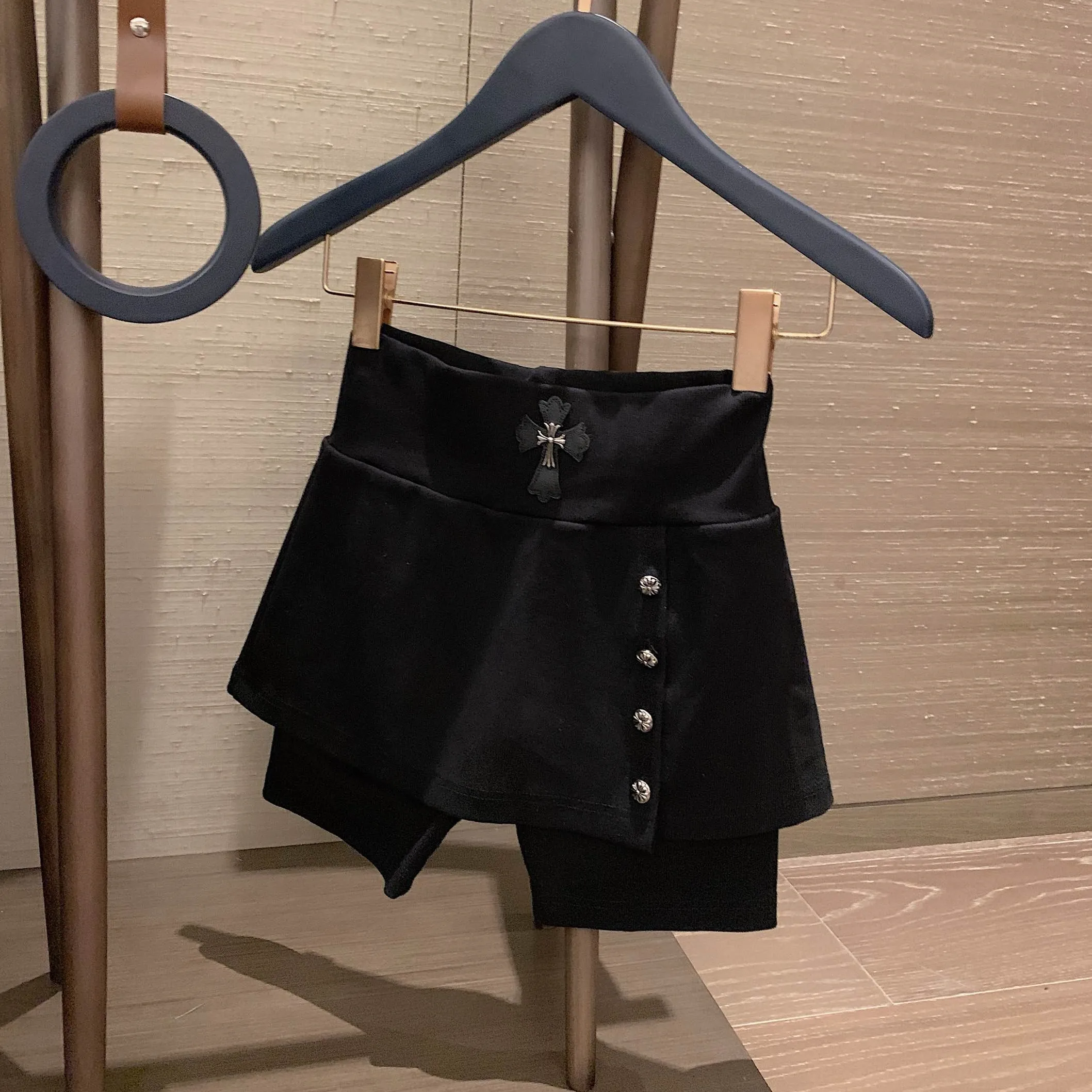『S-L』目を引くデザイン 着回し力抜群 履きやすい 気質いい ショートパンツ
