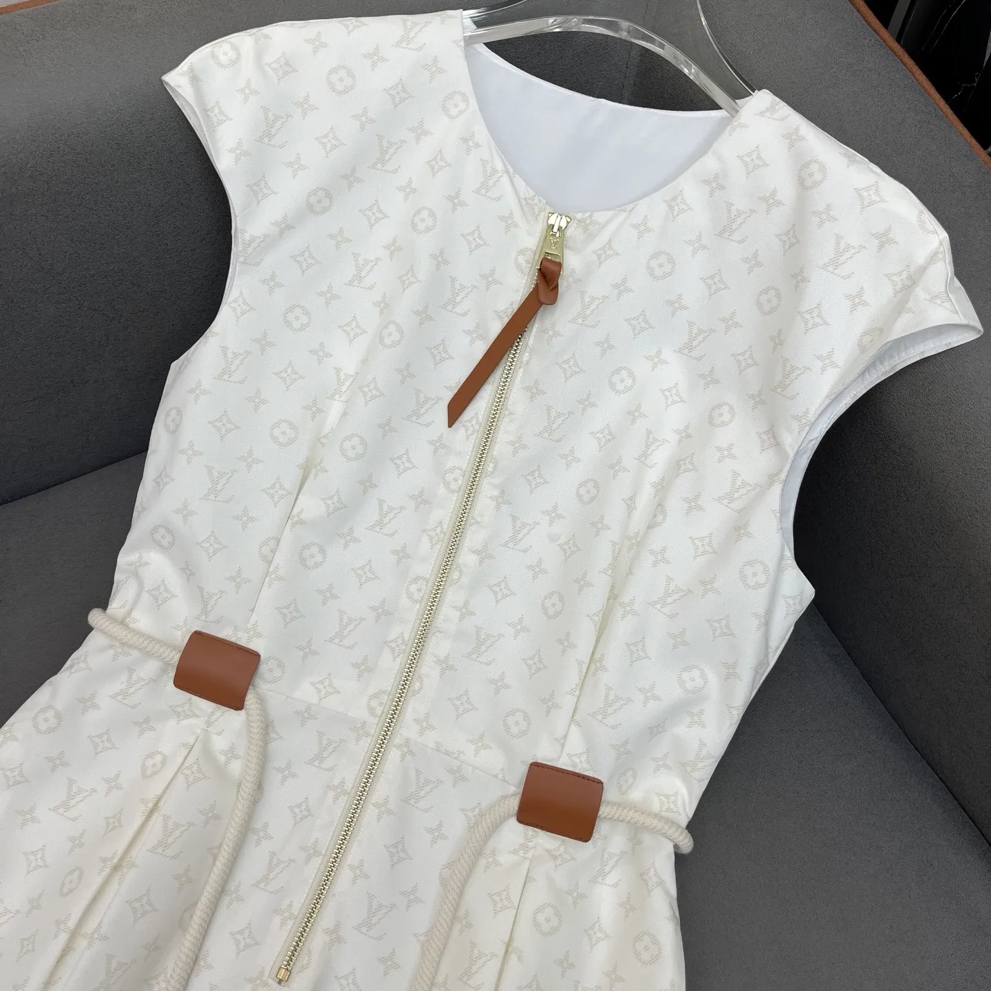 『S-L』こなれ感たっぷり 売れ筋 クラシカル 高級感 ワンピース