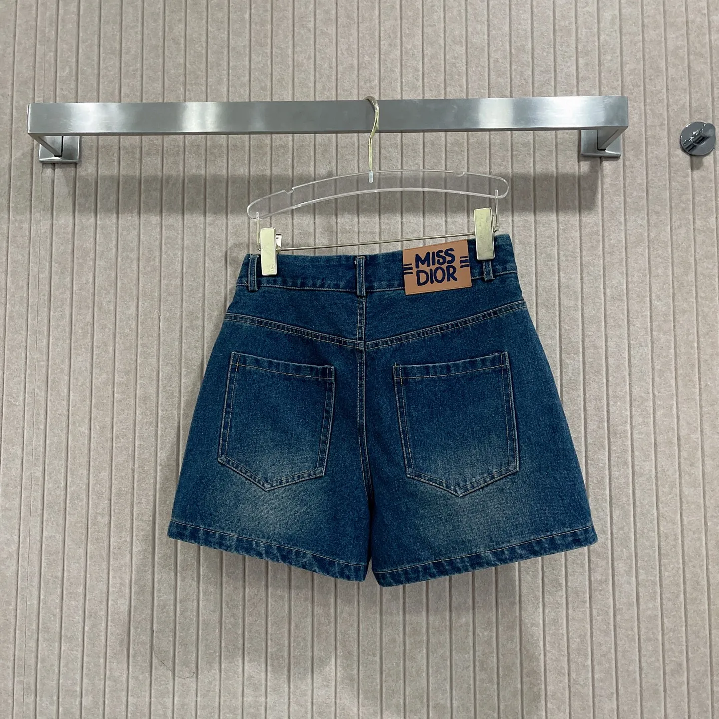 『S-L』目を奪われる Aライン 履きやすい 気質いい デニム素材 ショートパンツ