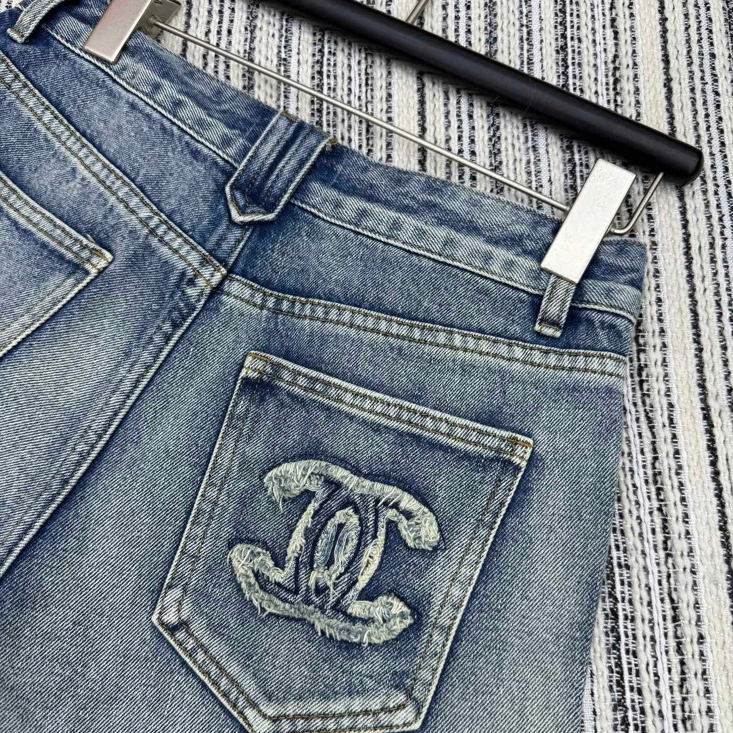 『S-L』SNSで話題沸騰 モード感のある 履きやすい デニム素材 ショートパンツ