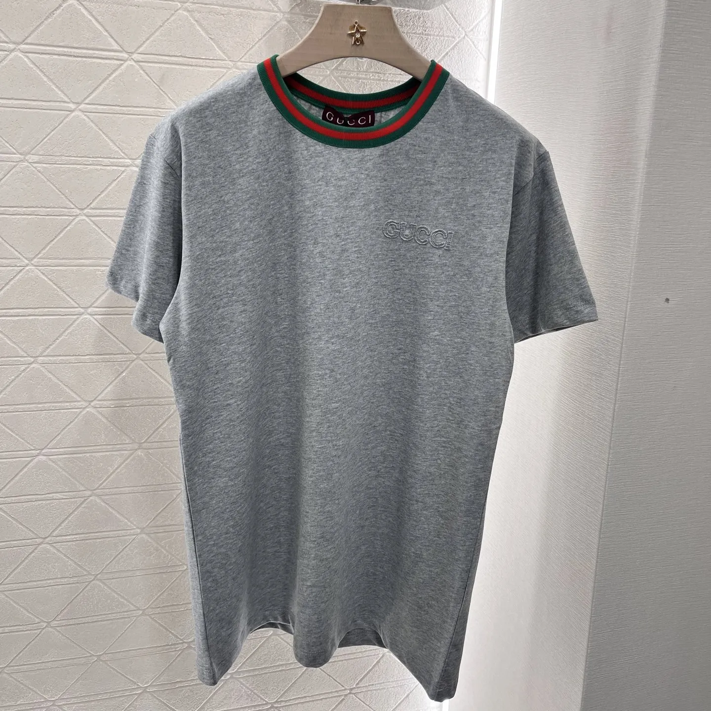 『S-L』柔らかい肌触り シンプル 柔らかい カジュアル 半袖 合わせやすい Tシャツ