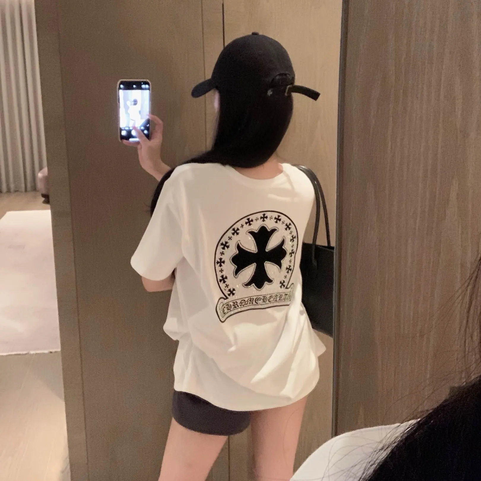 『フリーサイズ』着回し力バツグン 二色選べる 柔らかい カジュアル 半袖 Tシャツ